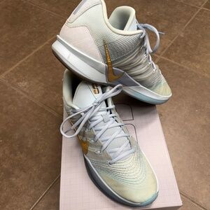 Nike Sabrina 3 - Blueprint - Glacier Blue